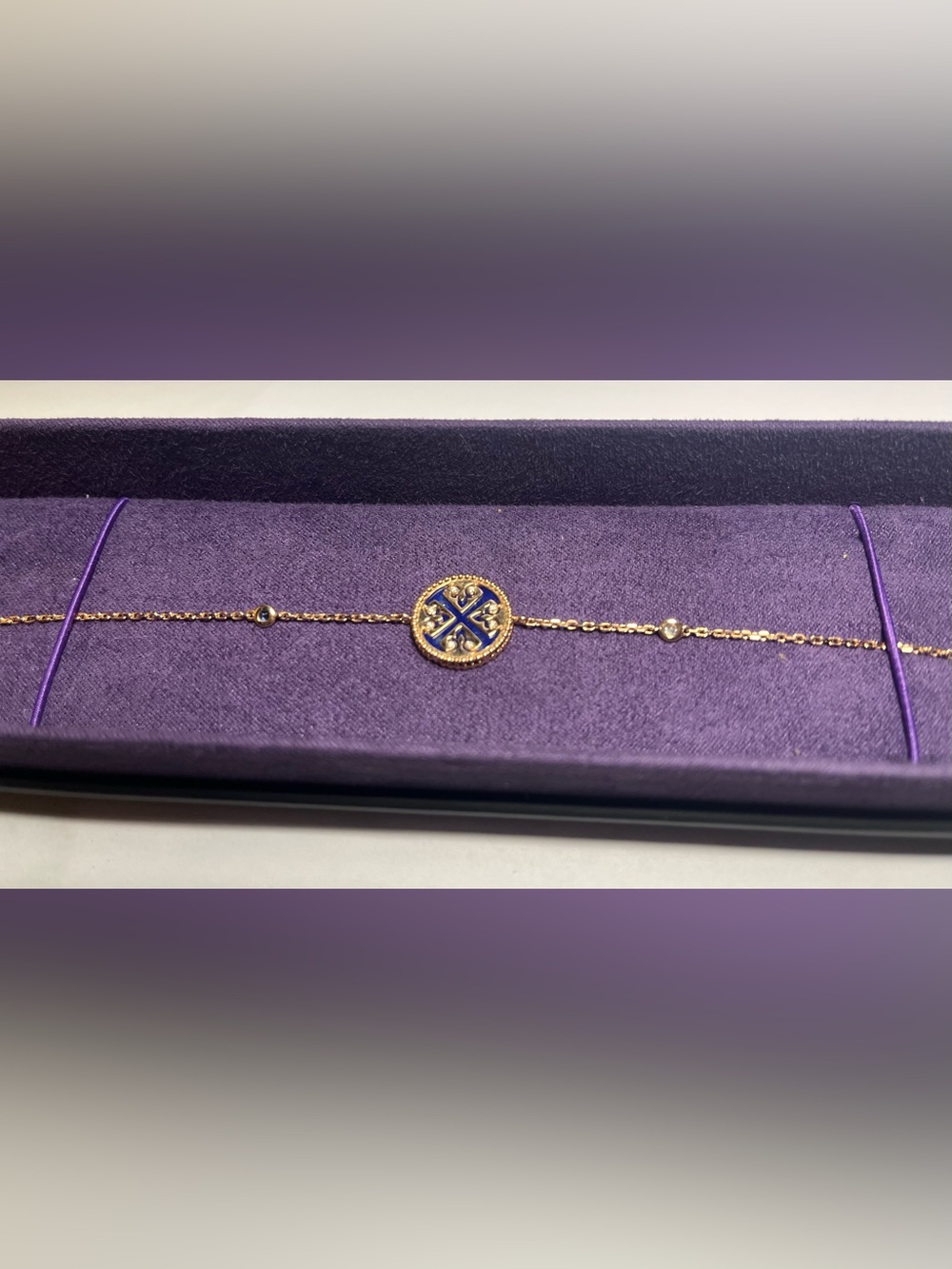 Damas 18K Gold Bracelet with Blue Lapis Lazuli Stone-Women’s Fashion Bracelet